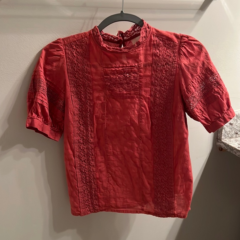 Fuchsia top with puff sleeves